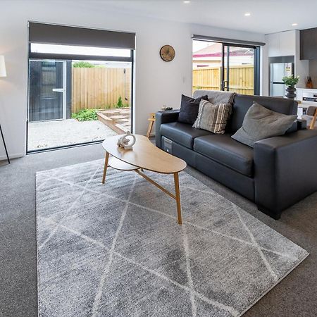 2Br Townhouse: Cosy, Close To City, Car Park Christchurch Buitenkant foto