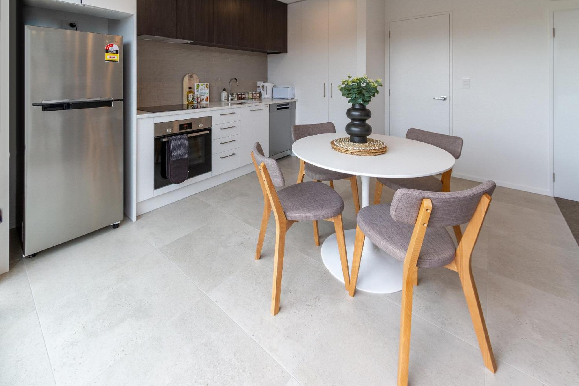 2Br Townhouse: Cosy, Close To City, Car Park Christchurch Buitenkant foto