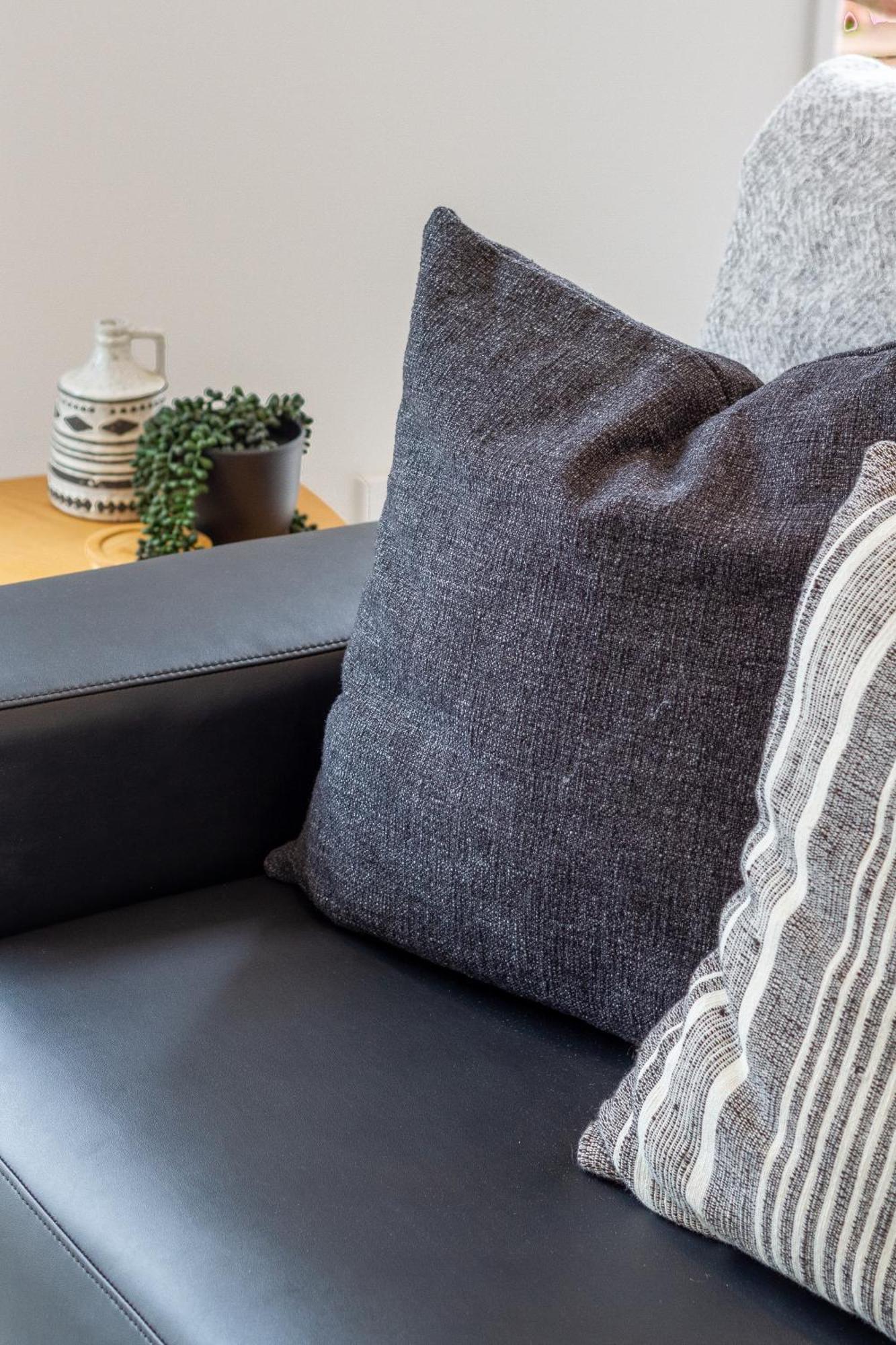 2Br Townhouse: Cosy, Close To City, Car Park Christchurch Buitenkant foto
